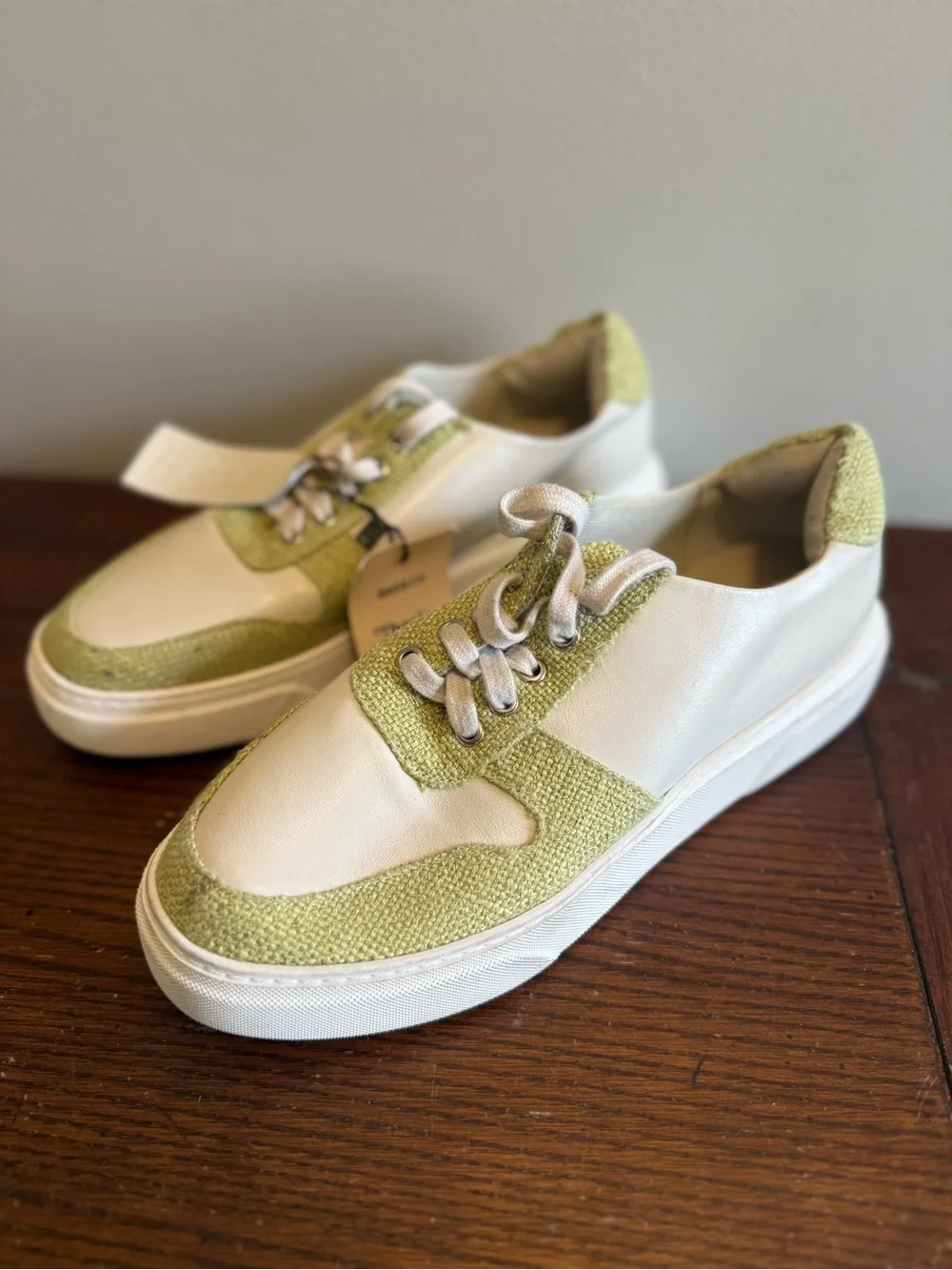 Rag & co Sneakers in Light Green fabric and White